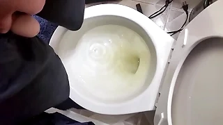 Drooping piss