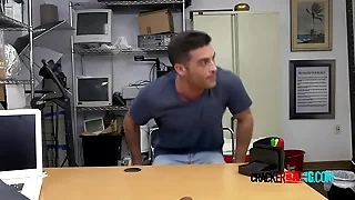 Muscular dude lets director be thrilled by his asshole til cumming