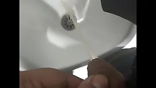 Desi cheerful urinate