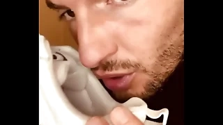 Onlyrubensal desnudándose