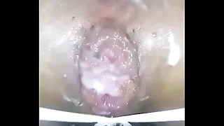 Haciendo fisting con mí amigo,me mete un consolador enorme