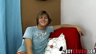 Twink gay Dillon Samuels receives blowjob while masturbating
