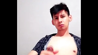 Gay masturbandoce