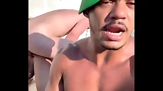 Ao vivo diretamente da Mansão Hot. Carnaval a todo vapor por aqui